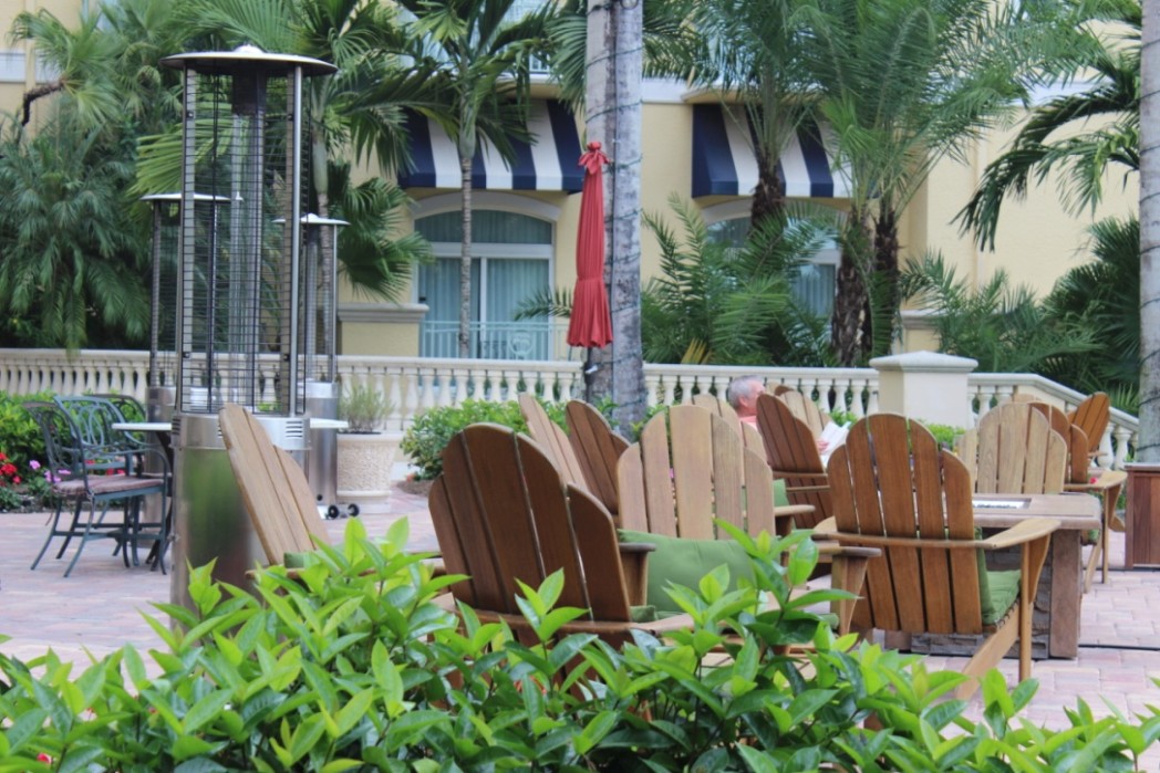 The Ritz-Carlton Golf Resort Naples chairs