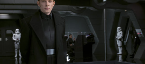 Domhnall gleeson general hux