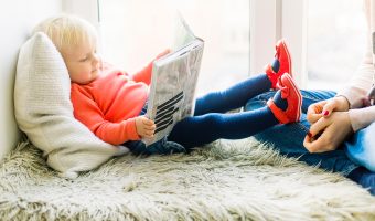 toddler reading